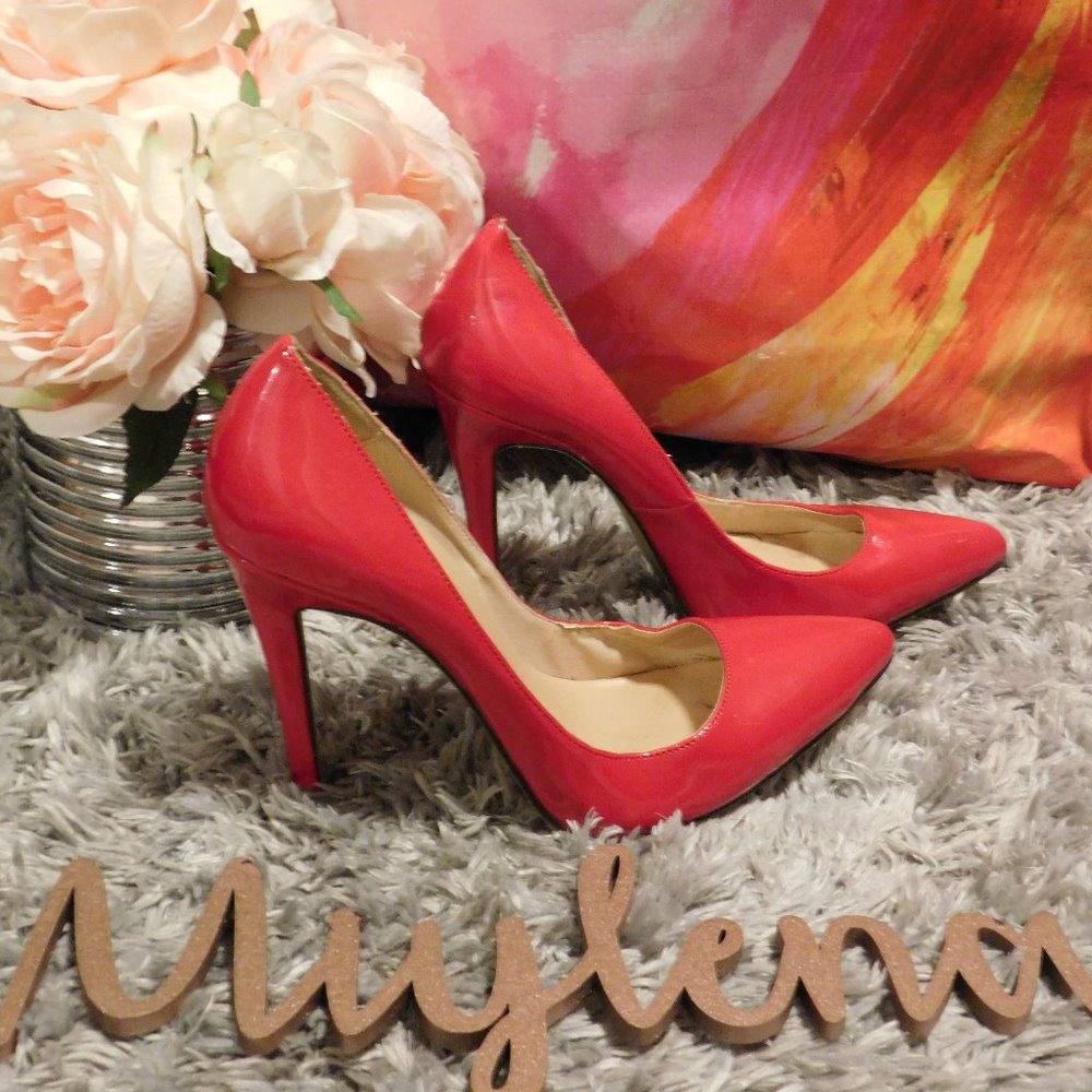 RED SEXY HEELS